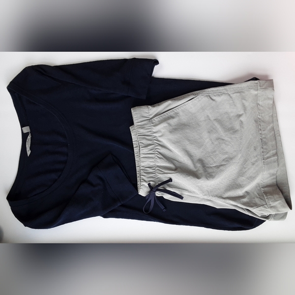 Athleta Scoopneck Shirt, BUNDLE, size Small Grey & Navy - Picture 2 of 5